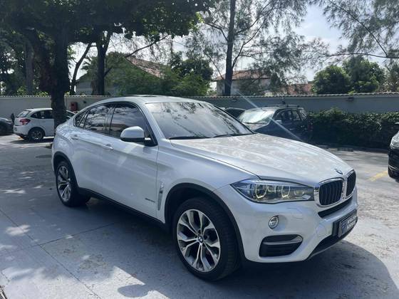 BMW X6 3.0 35I 4X4 COUPÉ 6 CILINDROS 24V GASOLINA 4P AUTOMÁTICO BMW X6 3.0 35I 4X4 COUPÉ 6 CILINDROS 24V GASOLINA 4P AUTOMÁTICO